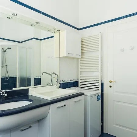 Pit Stop Motorvalley - Near Old Town Apartment *