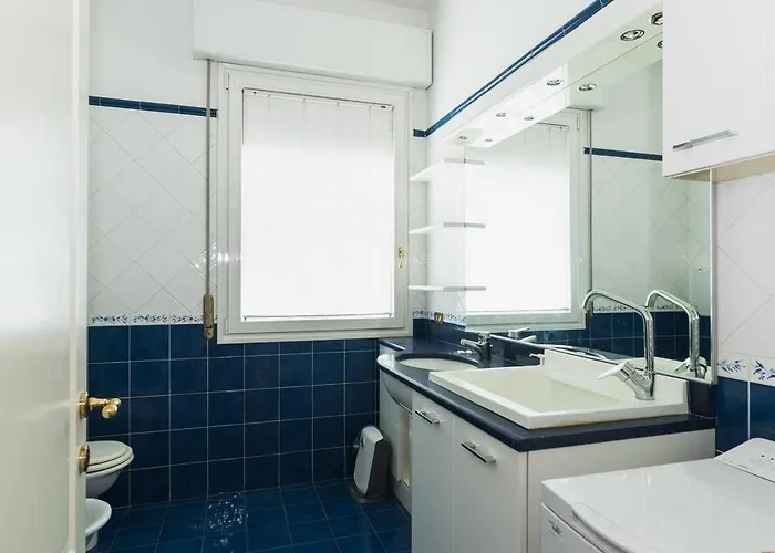 Pit Stop Motorvalley - Near Old Town Apartament